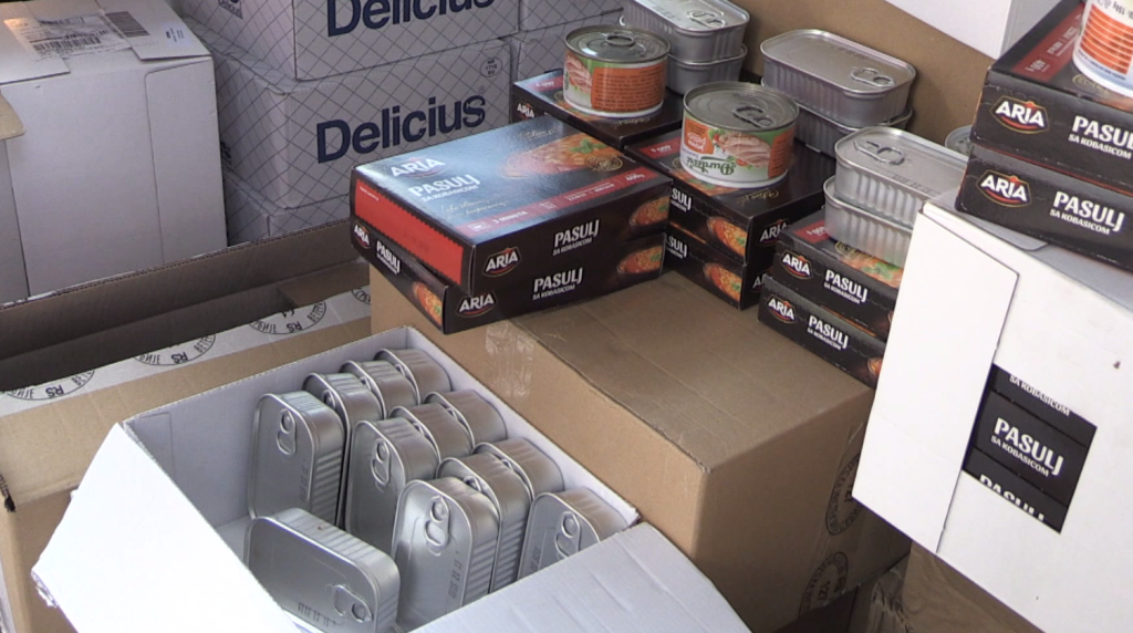 Crveni krst nastavlja pomoć