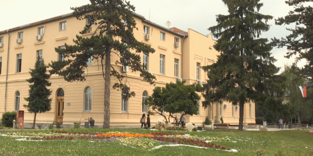BESPLATAN ULAZ NA BAZEN ZA MIONIČKE PENZIONERE