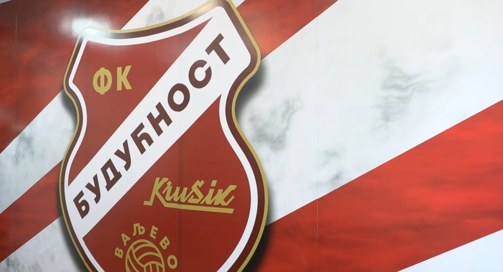 STARA DAMA SA NOVIM RUKOVODSTVOM