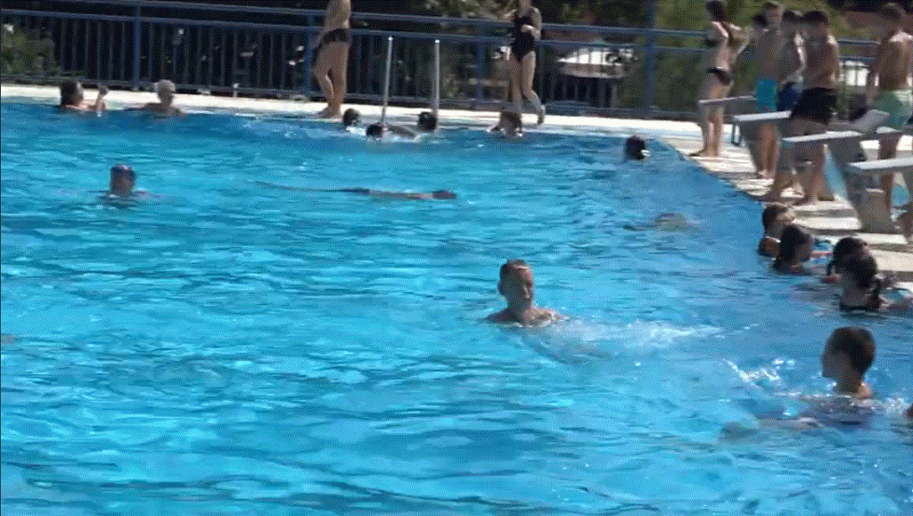 Poslednji dan raspusta na bazenima u Petnici
