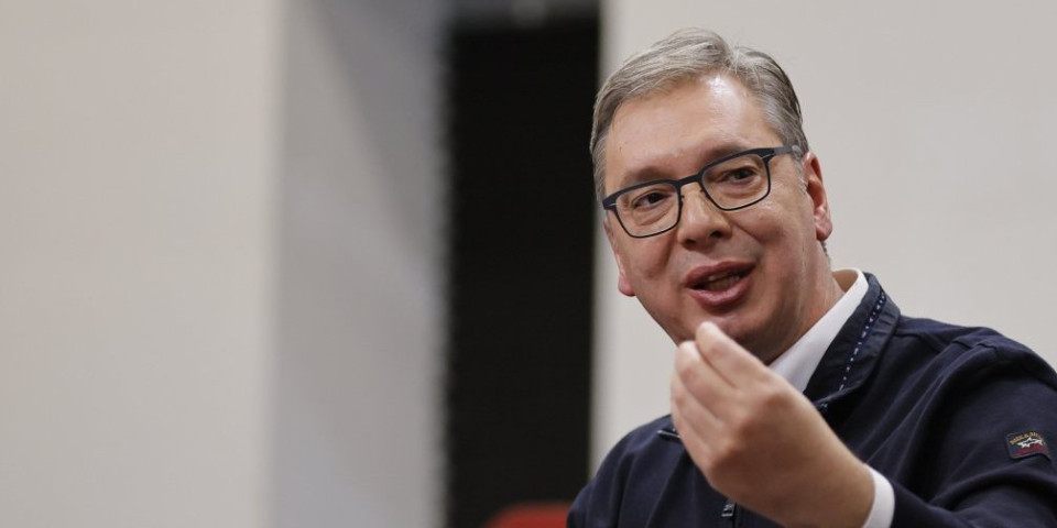 IZBORI 2026. -„Ne smeju narodu da kažu šta je njihova spoljna politika… Uvešće sankcije“ Vučić ogolio planove blokadera ako dođu na vlast!