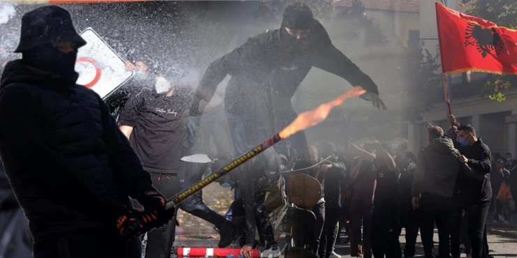 IZJAVA IZ TIRANE ODJEKNULA U SRBIJI! Albanski demonstrant govorio o kontaktima sa studentima iz Srbije