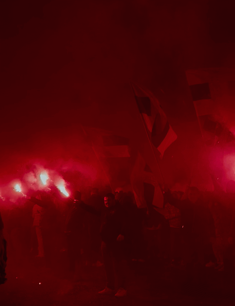 IZBORI 2026. – VALJEVO GRMI PRED NEDELJU: Baklje, srpske zastave i poruka koja odjekuje – Ujedinjena Srbija ide na pobedu!