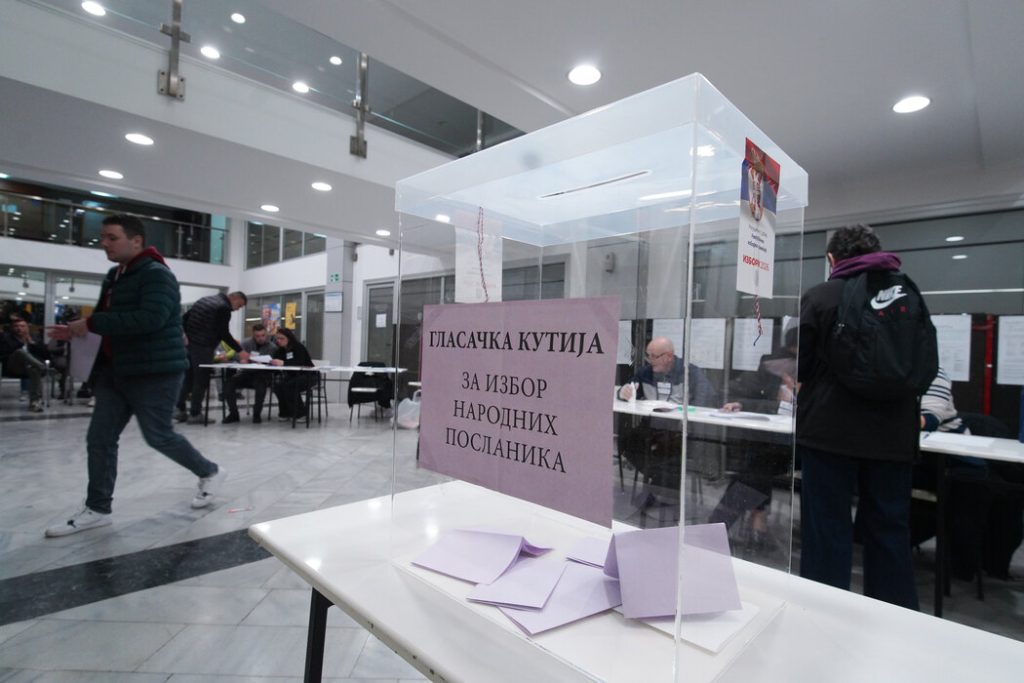 IZBORNI DAN U VALJEVU ZAVRŠEN: Na birališta izašlo 74,3 odsto birača, sledi prebrojavanje glasova!